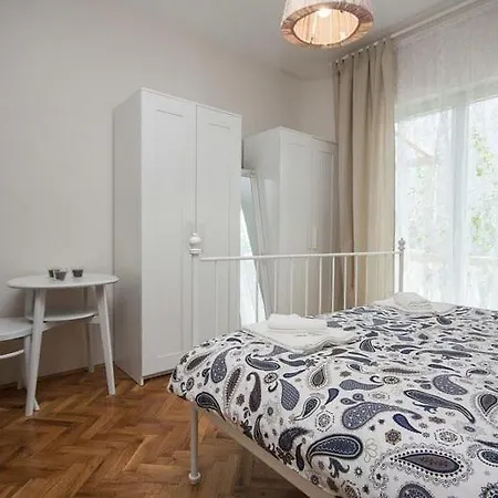 Soha Room2 Apartment *